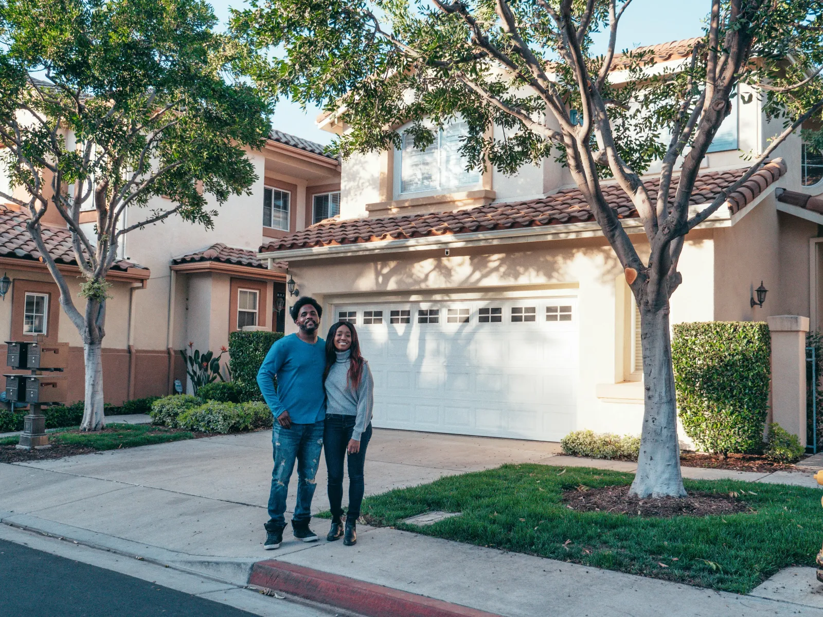 Buying and Selling at the Same Time — What to Expect